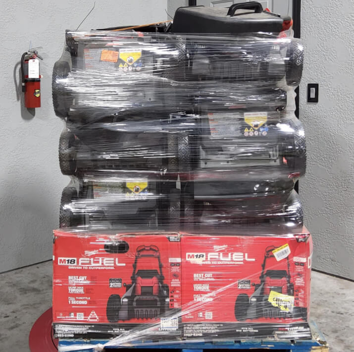 MILWAUKEE MOWERS PALLET (NO BATTERIES) - Image 4