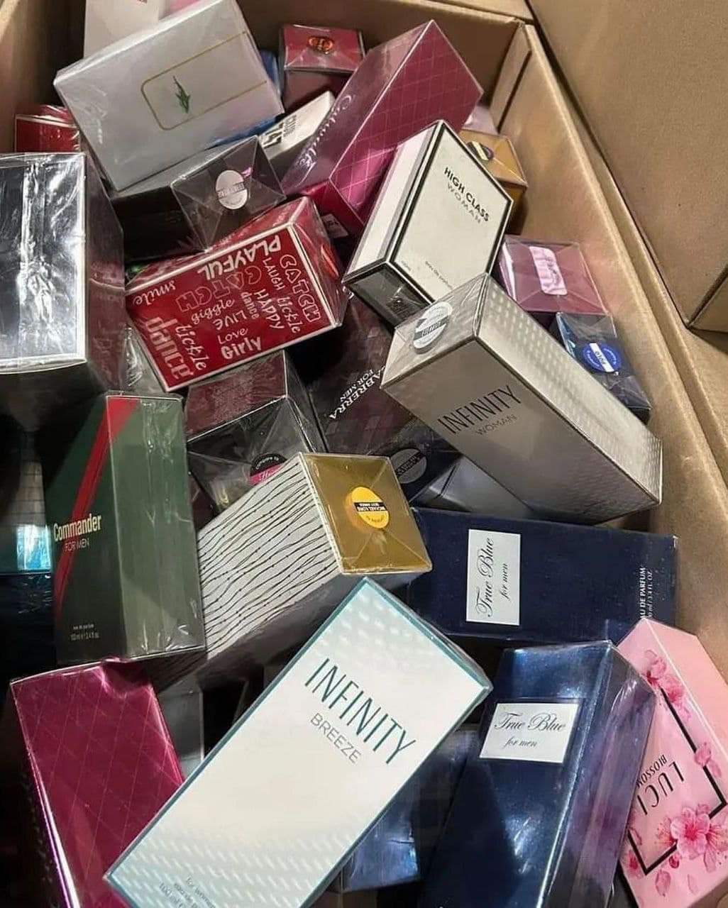 Wholesale perfume pallets for sale